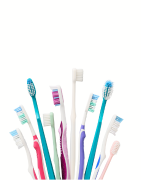 Spazzolini Manuali e Elettrici per una Pulizia Profonda